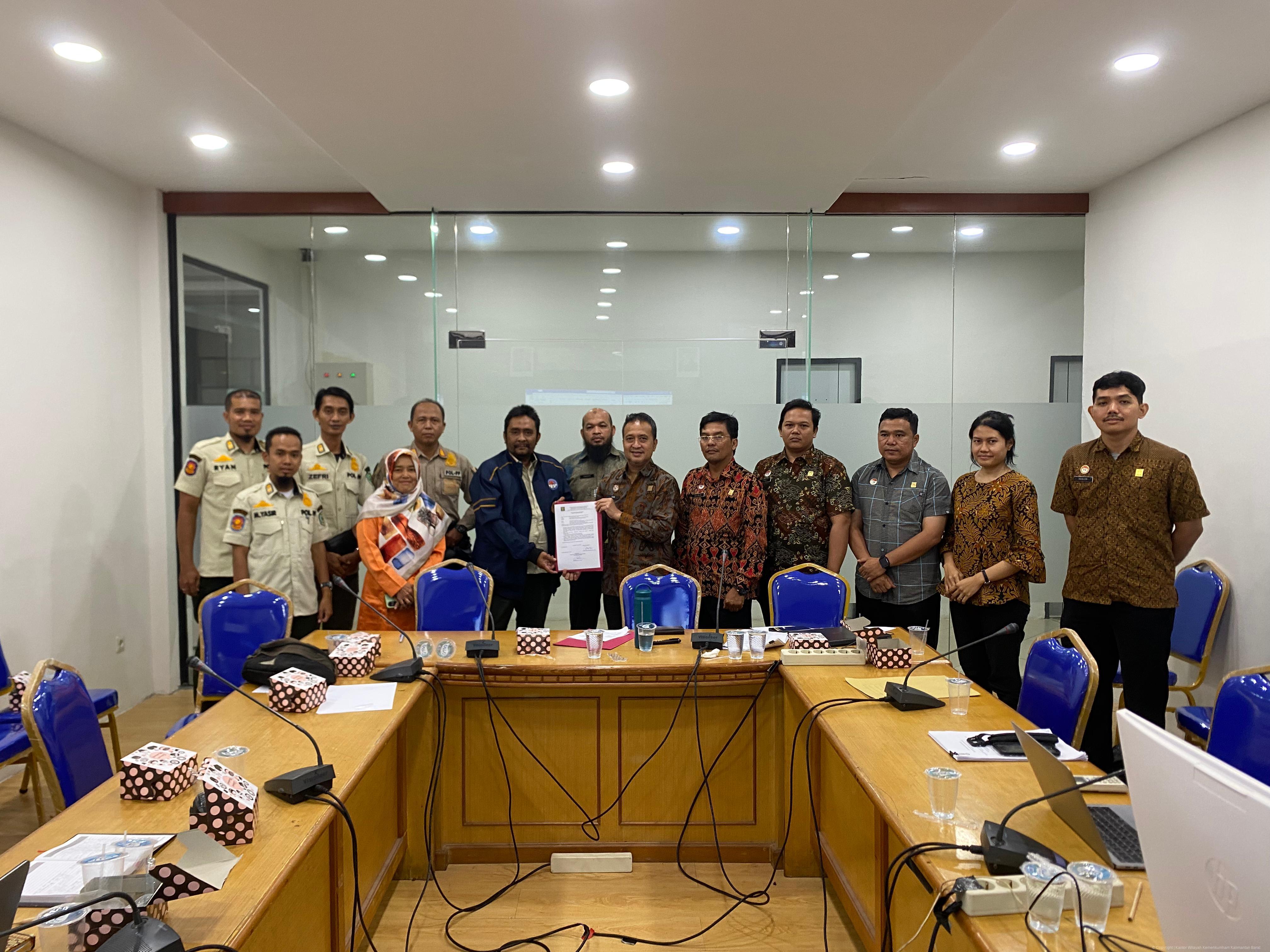 Harmonisasi Raperda Ketertiban Umum Sambas, Kanwil Kemenkum Kalbar Pastikan Substansi Sesuai Asas Pembentukan Peraturan